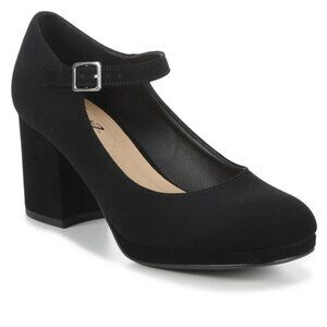 Y-Not "Eaton" Mary Jane Pumps